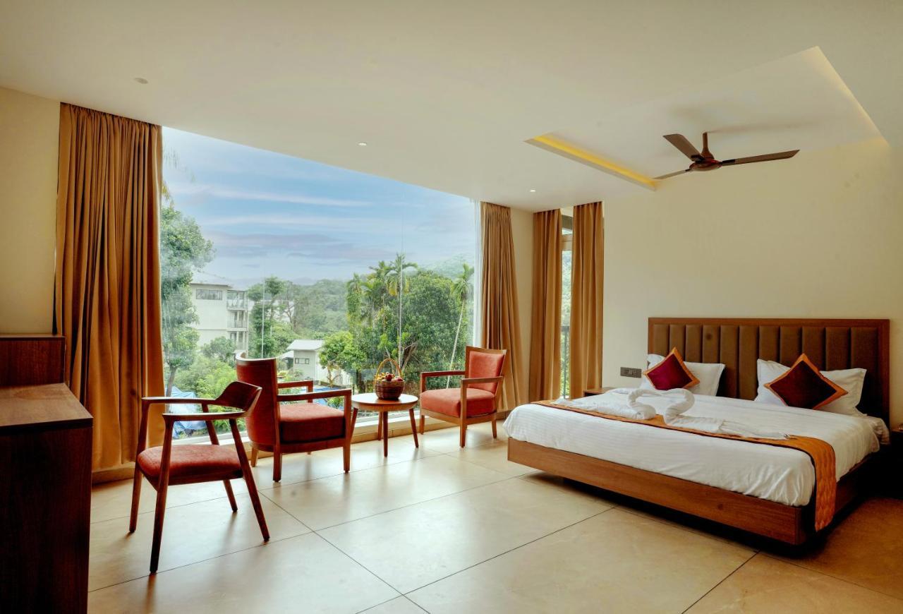 Bluemist Resorts Athirappilly Exterior foto