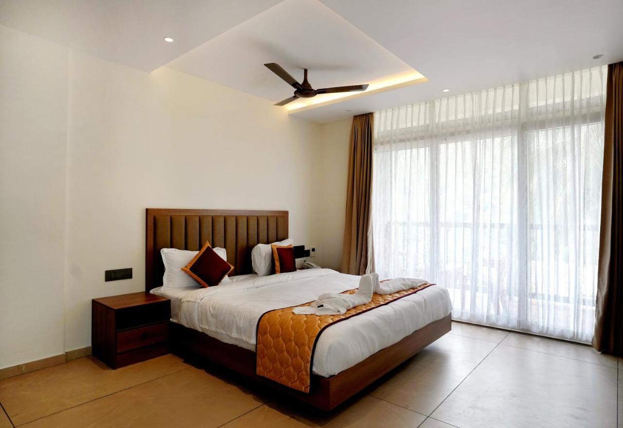 Bluemist Resorts Athirappilly Exterior foto