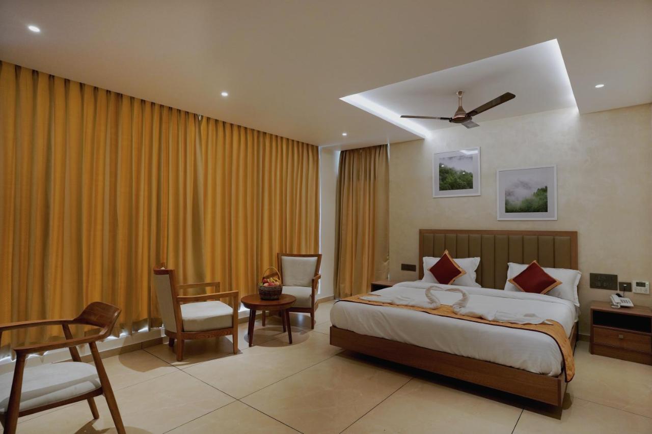 Bluemist Resorts Athirappilly Exterior foto