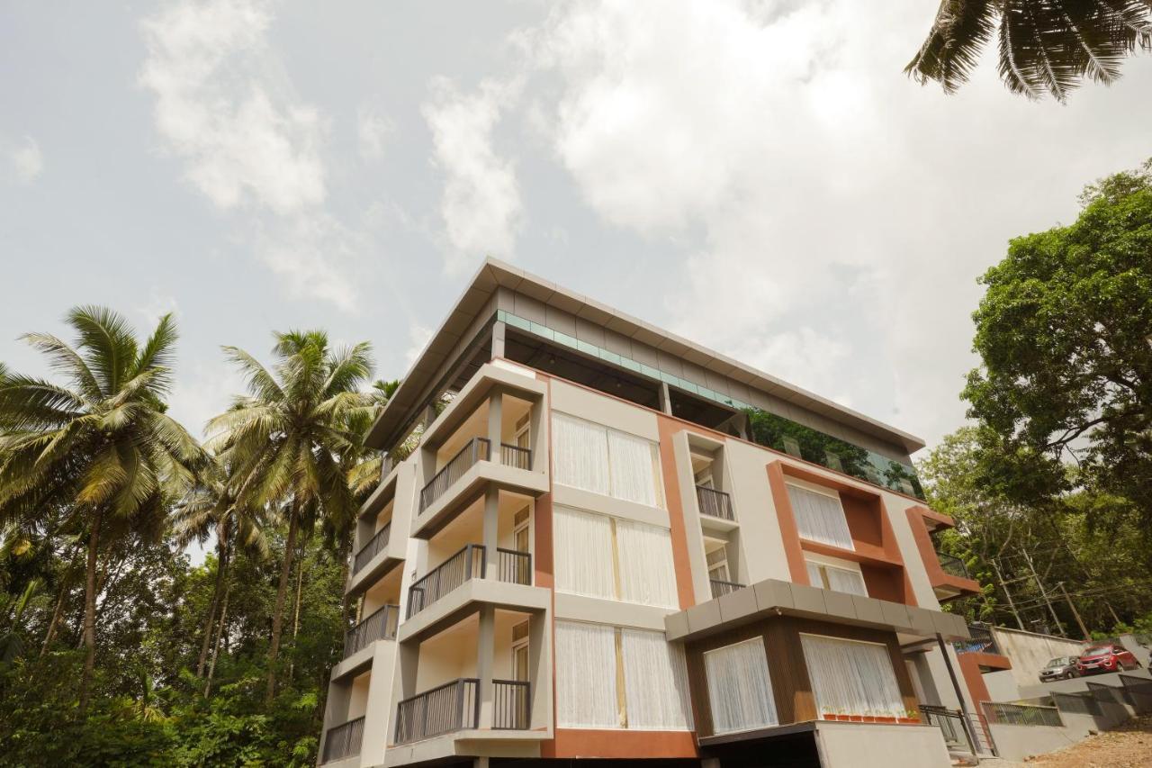 Bluemist Resorts Athirappilly Exterior foto